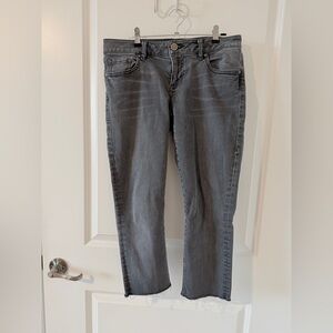 CAbi Slim Boyfriend Cropped Jeans Size 4 Gray Denim Low Rise Excellent Condition
